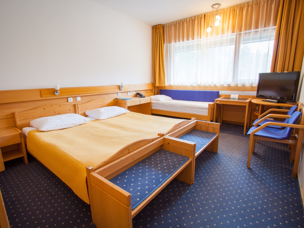 hotel-banner_Spik_1024_maj25_trojka