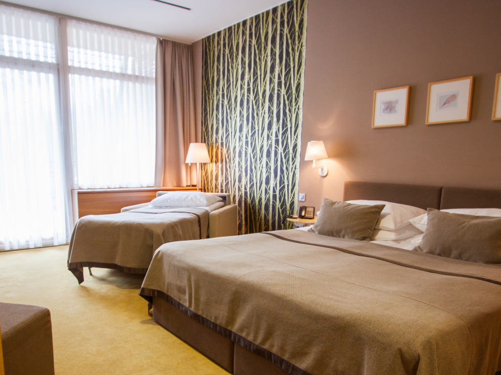 Spik_hotel_4_soba_dvoposteljna_dodatno_lezisce_1024